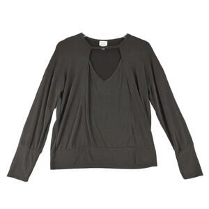 PEYTON JENSEN Women's M Soft Model Blend Keyhole V-Neck Black Top, Made in USA